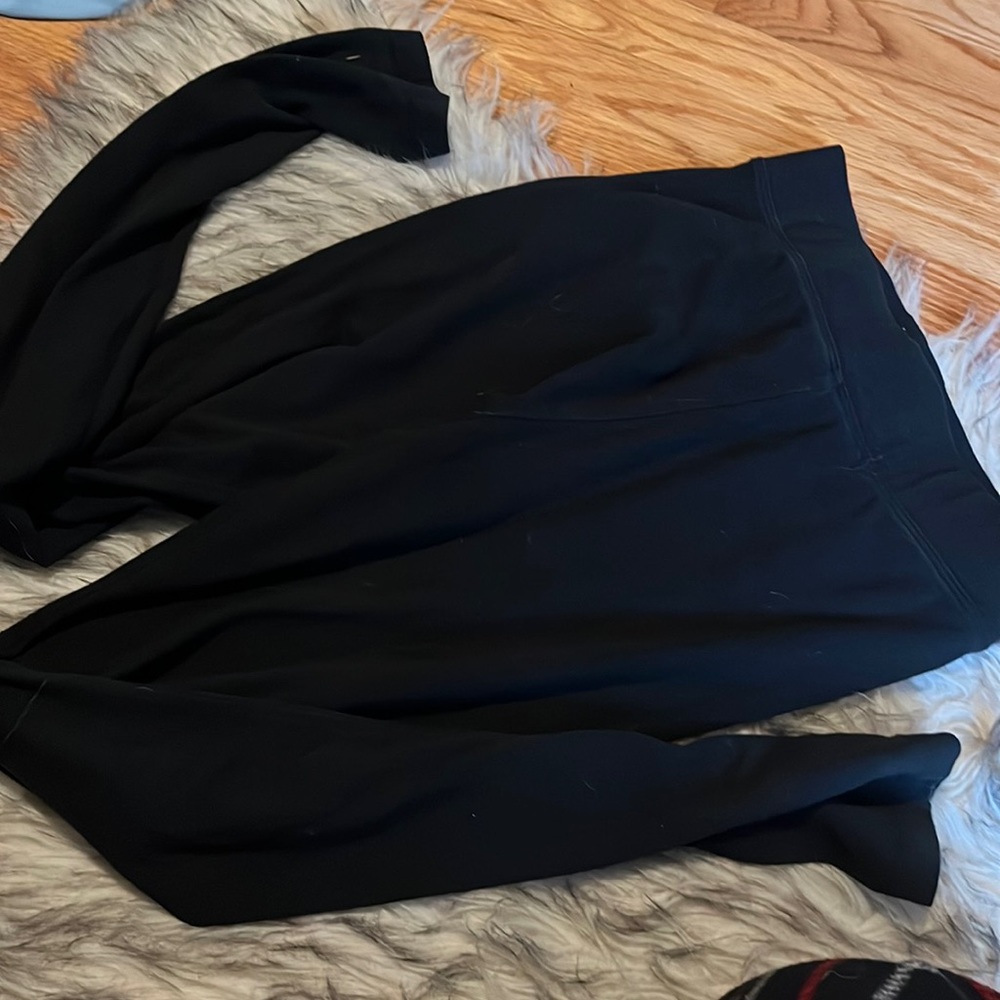 black leggings